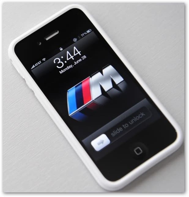  of the black iPhone 4 with the Apple's official white bumper case.