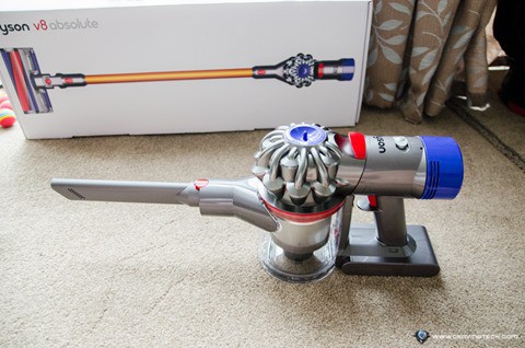 Dyson V8 Absolute-13
