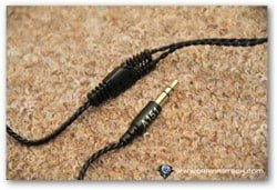 A151 Earphones review - cables