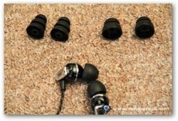 A151 Earphones review - ear buds1