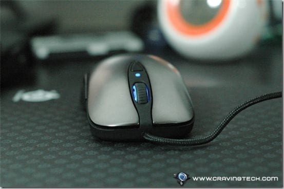 SteelSeries Sensei Review - front close