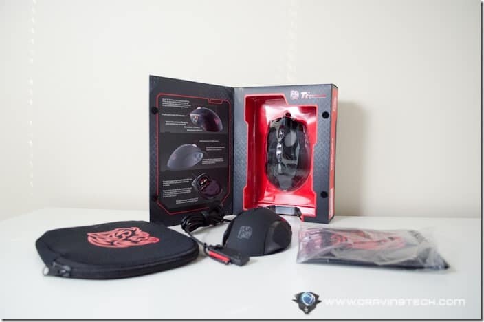 Tt eSPORTS Volos Gaming Mouse packaging