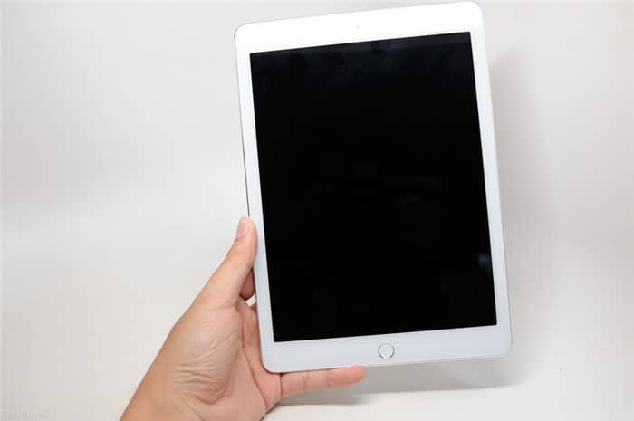 iPad Air 2 front