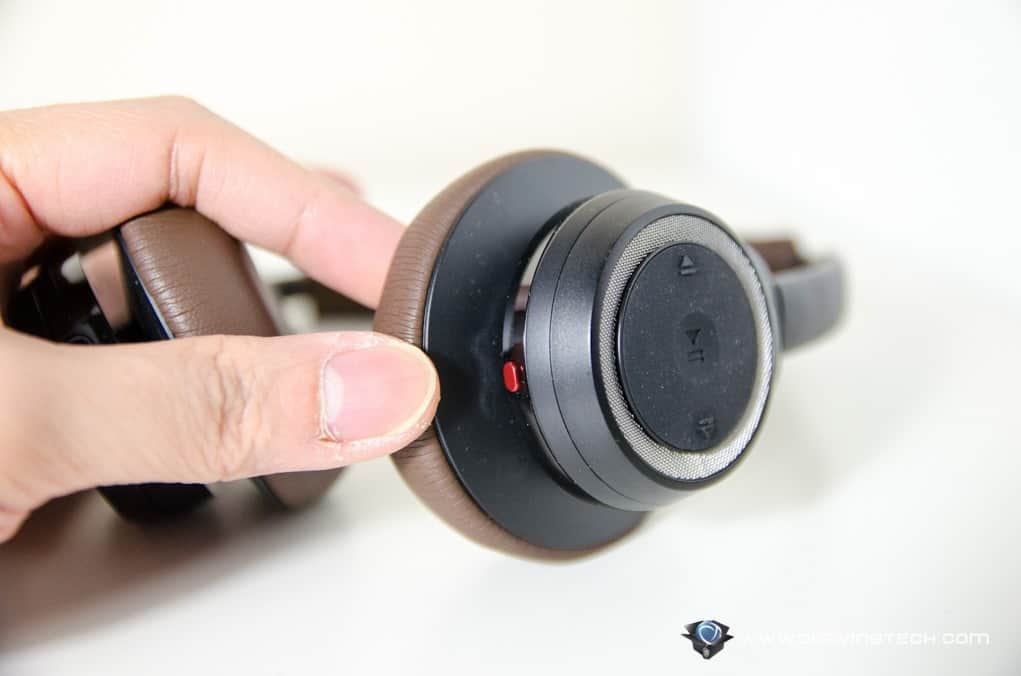 Plantronics BackBeat SENSE Review-17