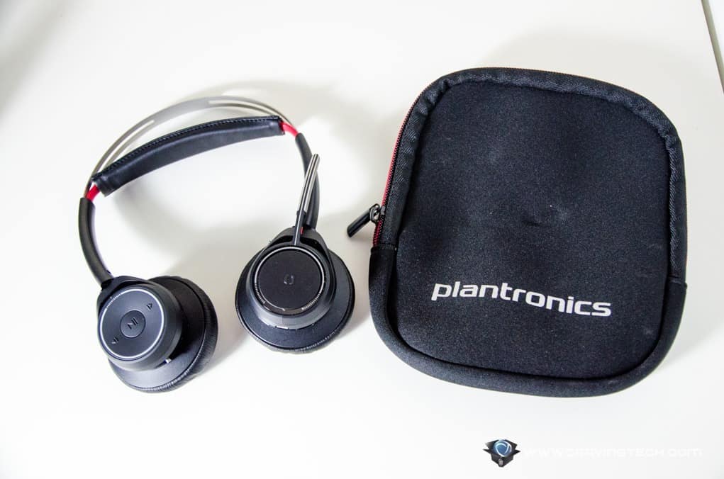 Plantronics Voyager Focus UC-17