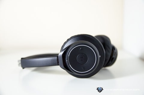 Plantronics Voyager Focus UC-7