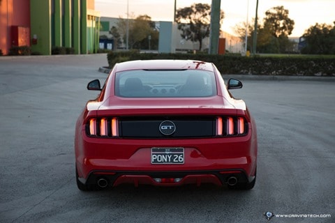 Ford Mustang 2016-10