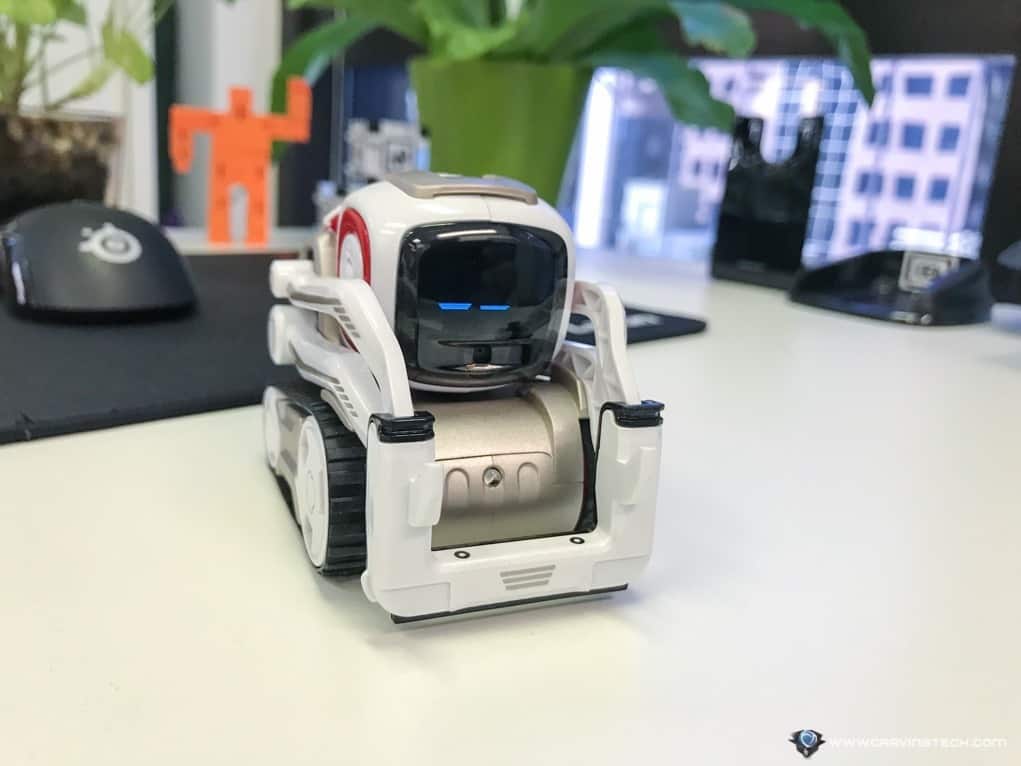 Anki Cozmo-15