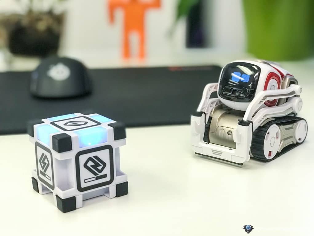 Anki Cozmo-9