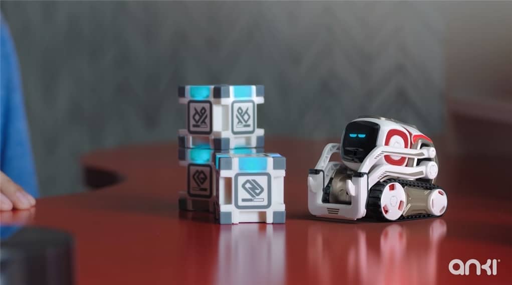 Your personal, cute, and adorable robot pet – Anki Cozmo Review