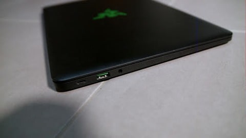 Razer Blade Stealth 2017 Review 5