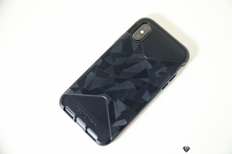 Tech21 iPhone X case screen protector-9