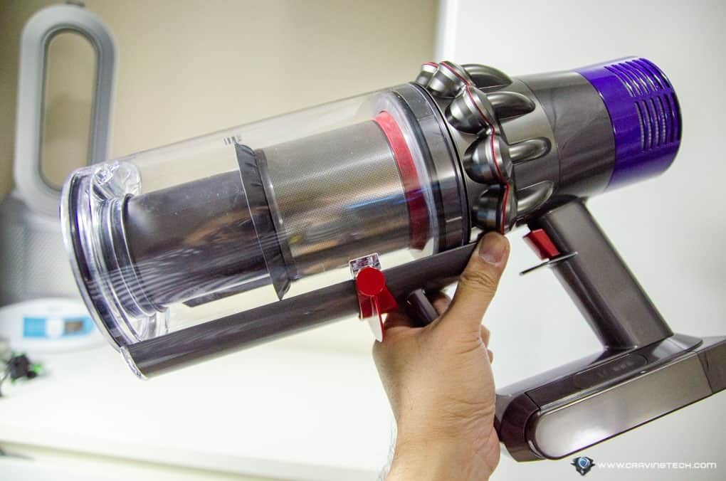 Dyson Cyclone V10 Absolute Review-8