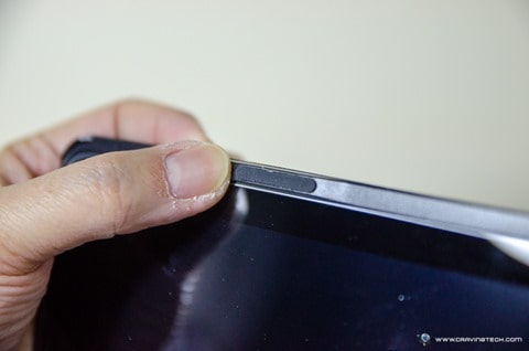 Belkin QODE Ultimate Lite iPad Keyboard Case-17