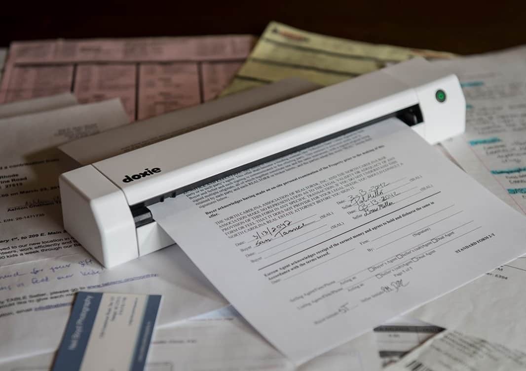 The best portable scanner Doxie can offer right now – Doxie Go SE Review
