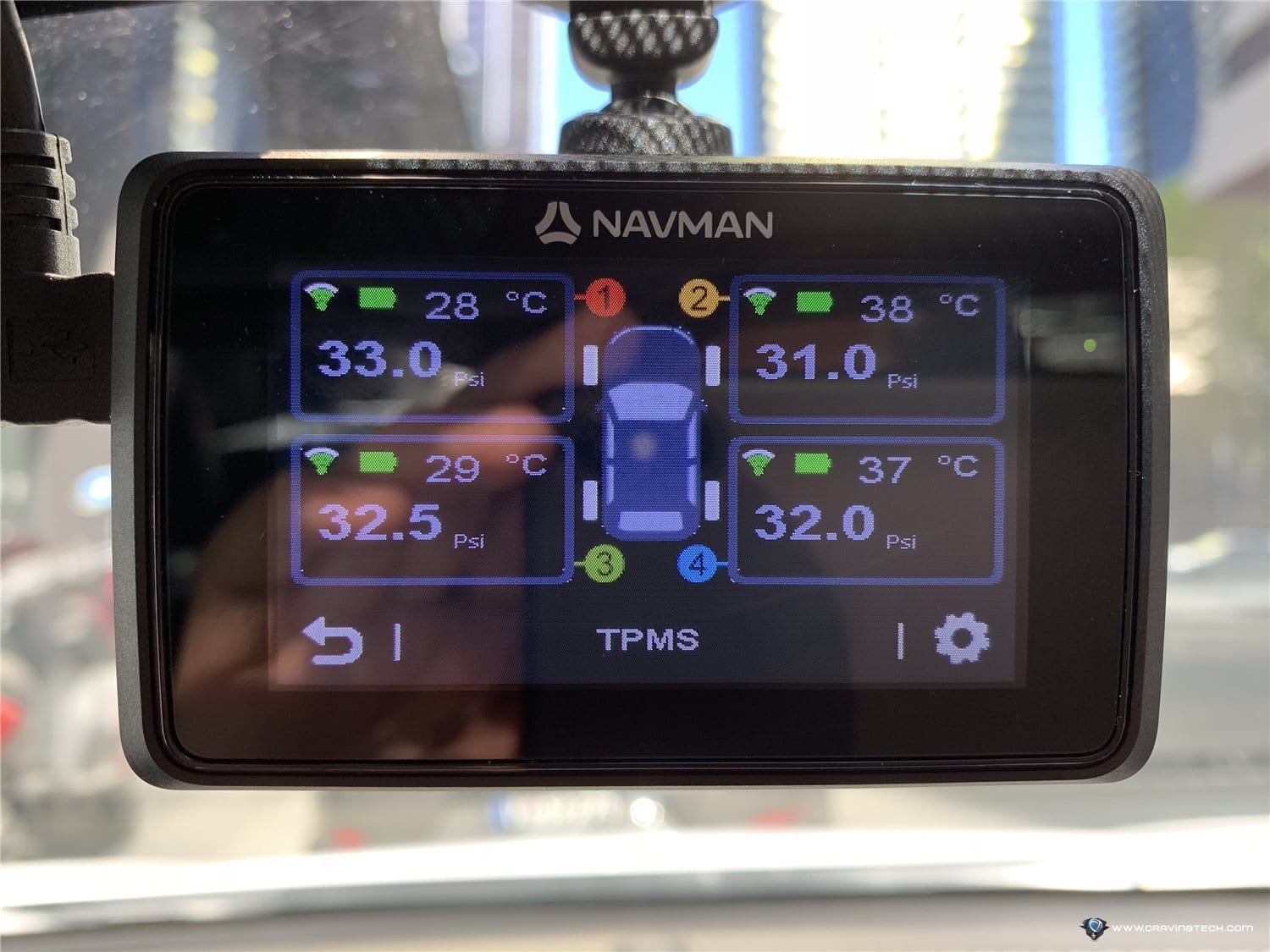 Navman MiVue 860 DC Tyre Pressure Monitoring System