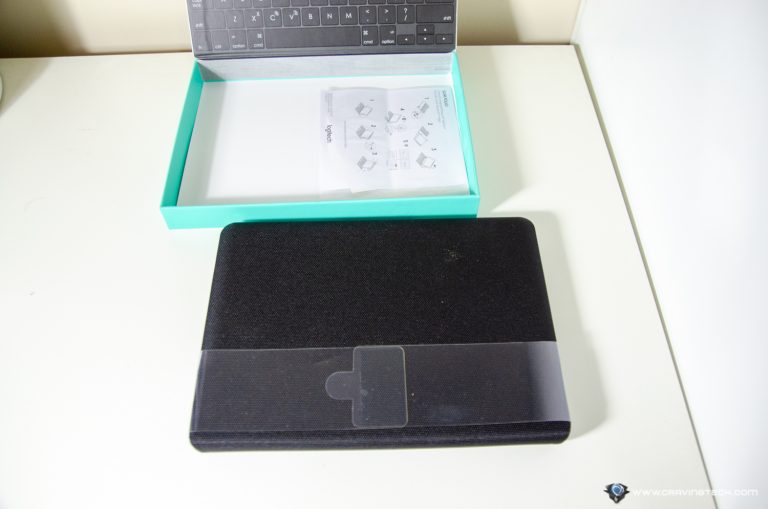 Logitech Slim Folio iPad Keyboard Case-2