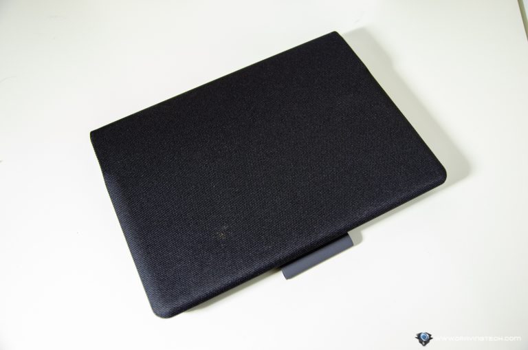 Logitech Slim Folio iPad Keyboard Case-4