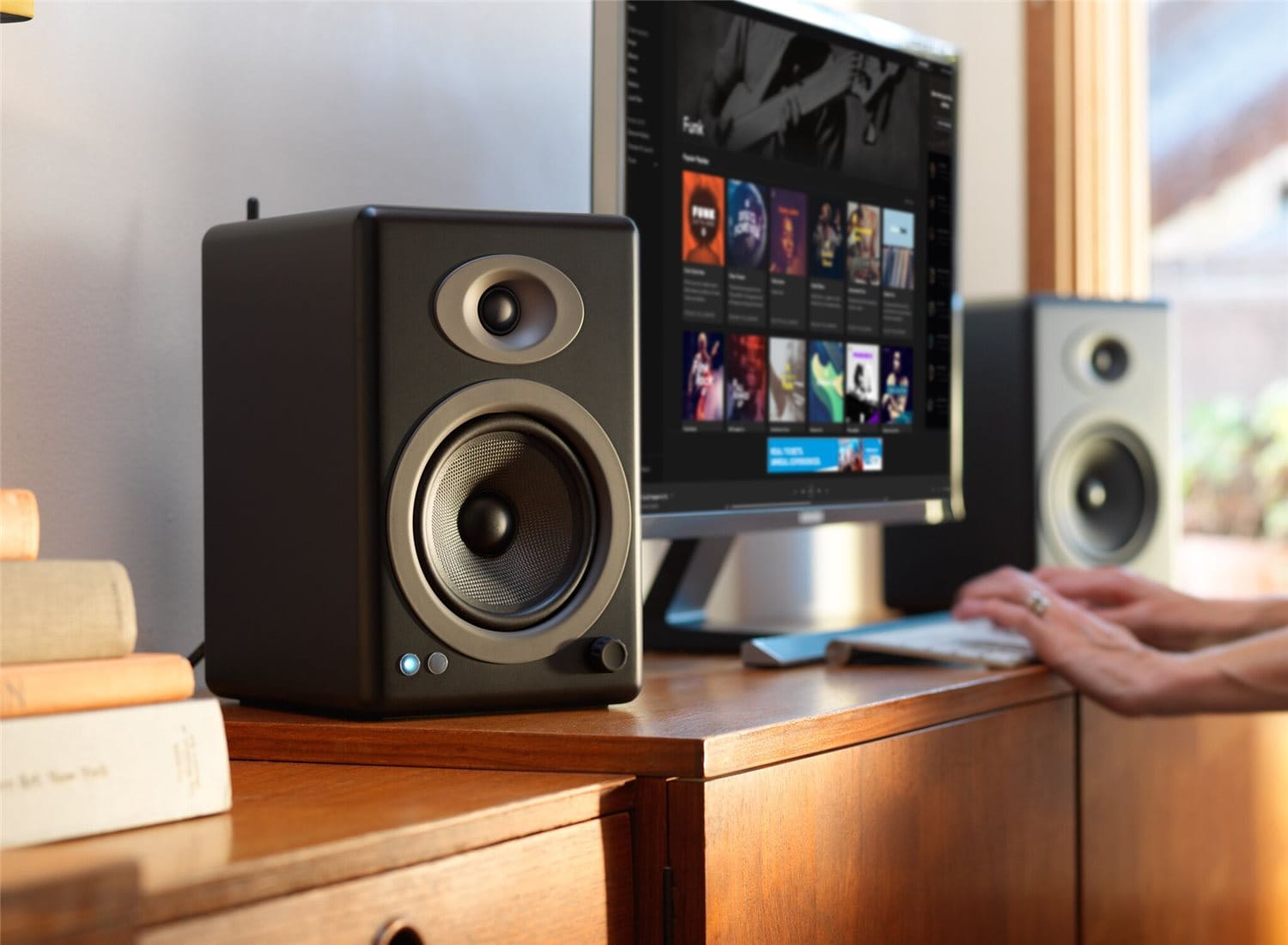 Audio Engine A5+ Wireless Desktop Speakers