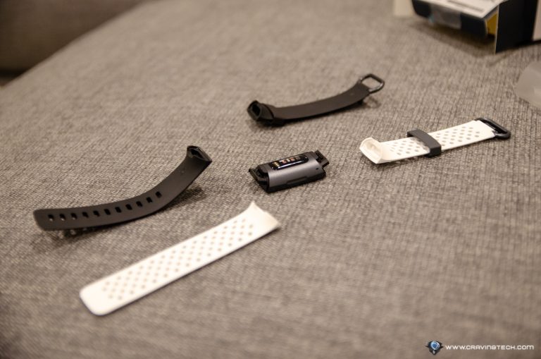 Fitbit Charge 3 Review - Packaging contents