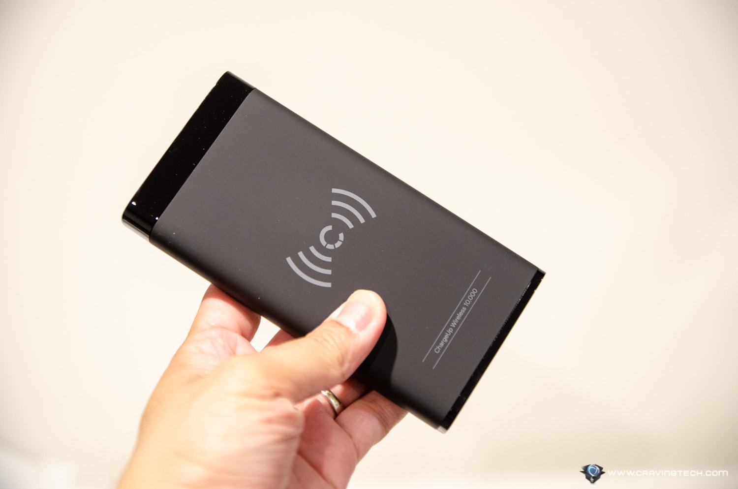 Portable battery with no cables needed – Cygnett ChargeUp Swift 10K Wireless Power Bank Review