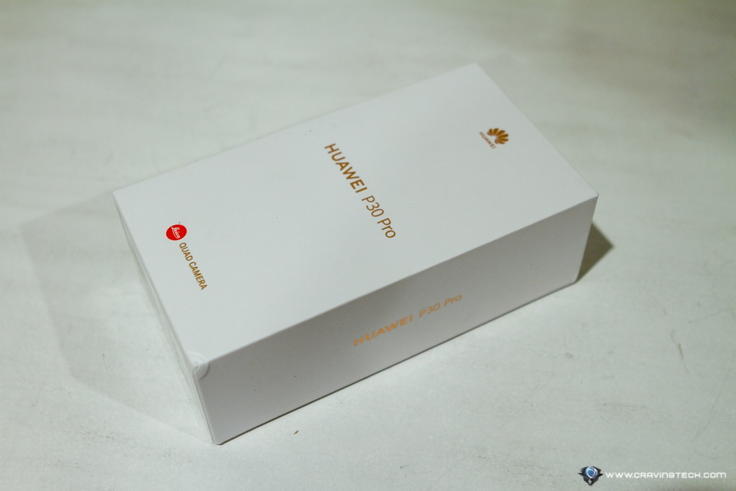 Huawei P30 Pro Review - Packaging