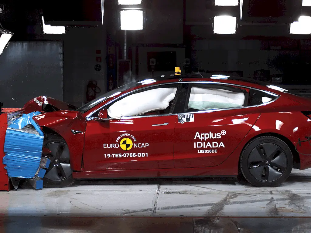 Tesla-Model-3-ANCAP-safety-ratings