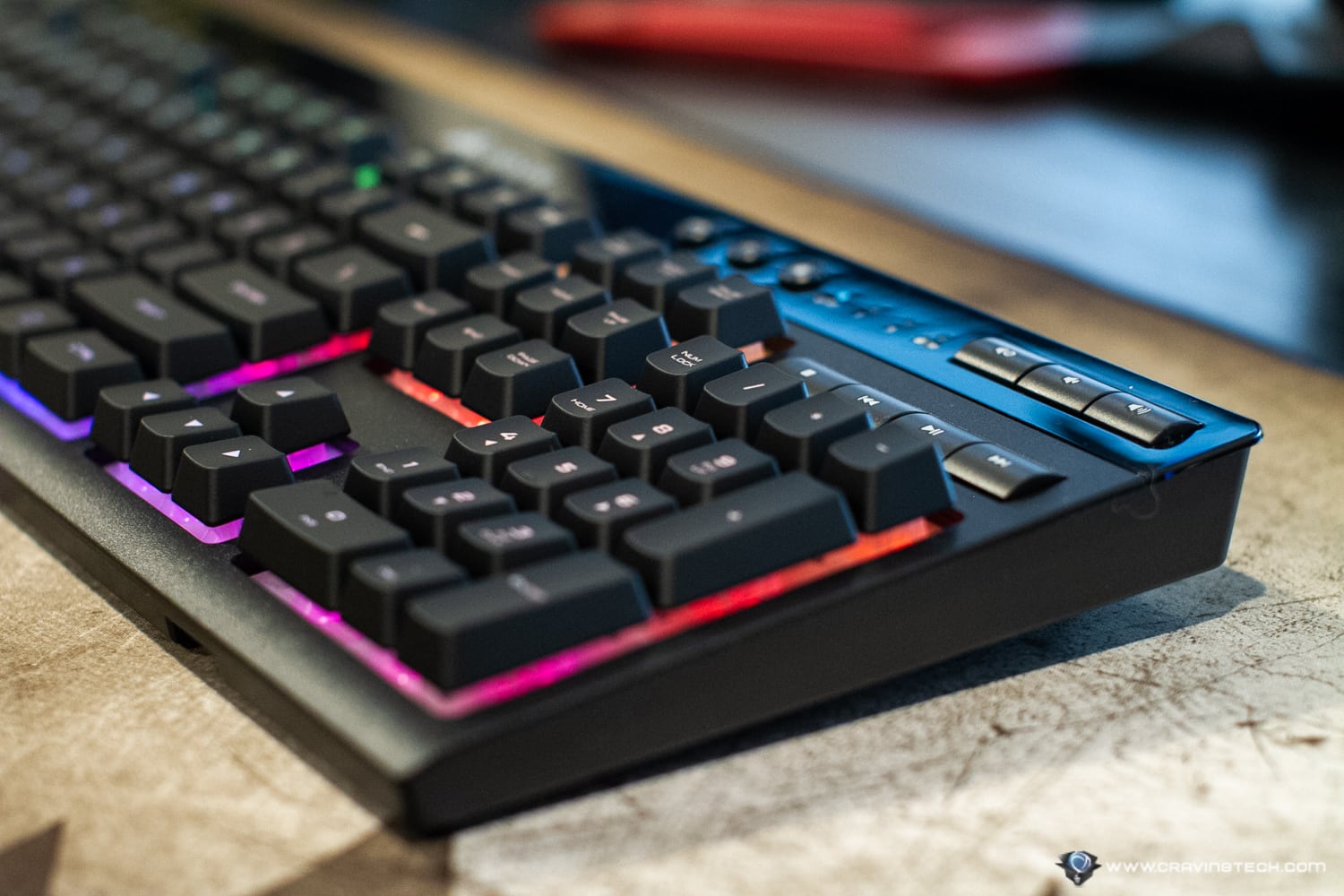 CORSAIR K57 RGB Wireless Review