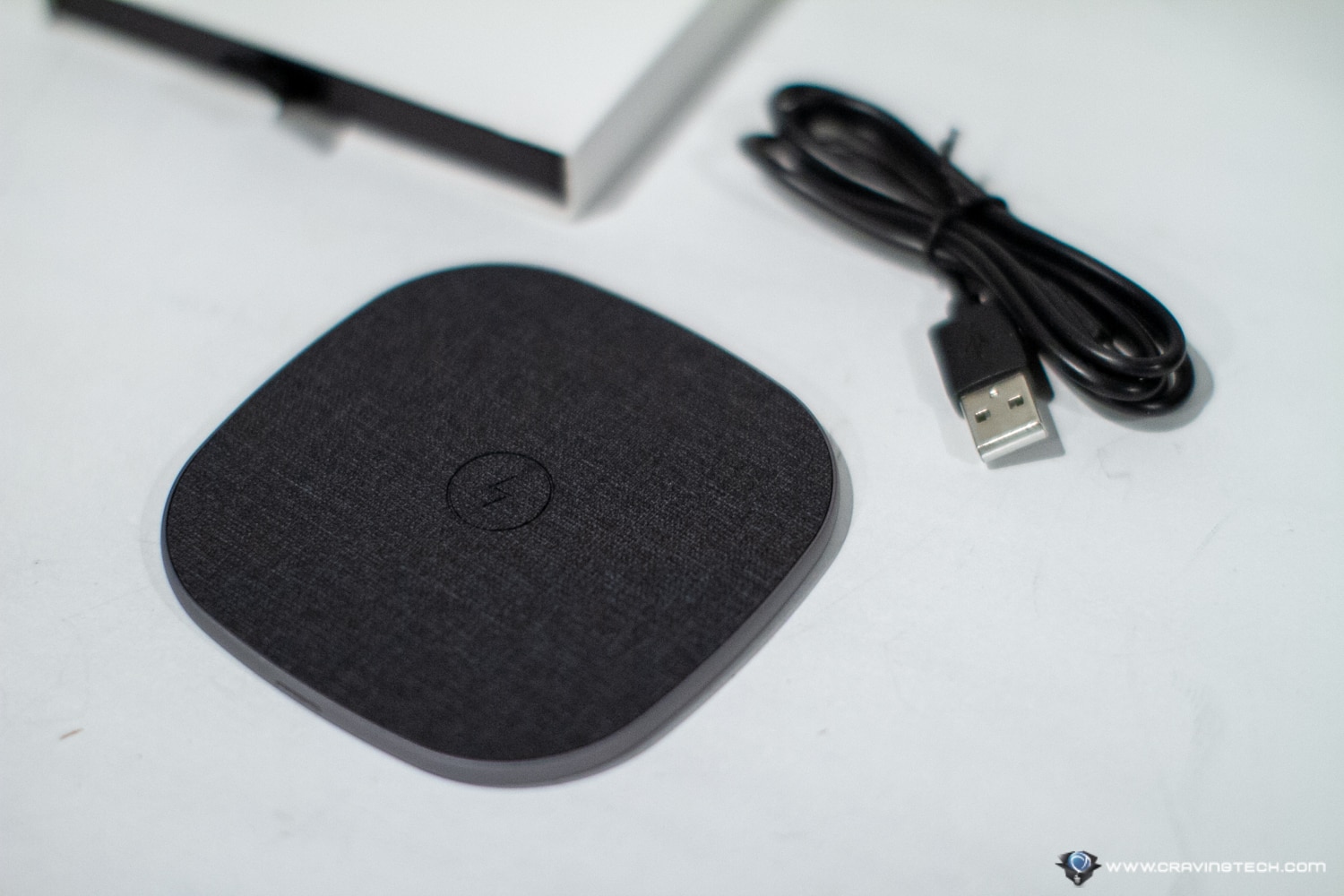 Totallee-Wireless-Charging-Pad