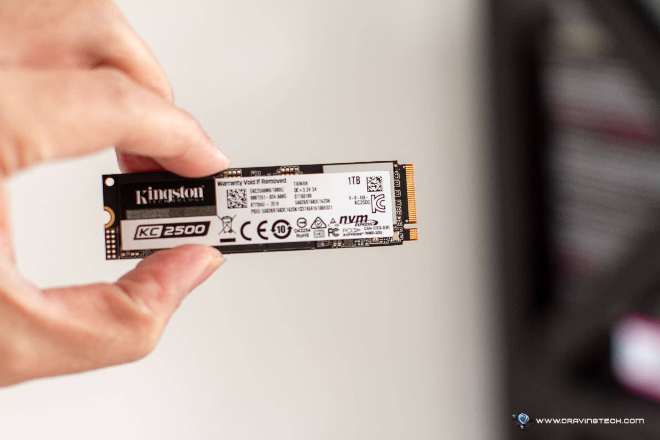 Kingston-KC2500-NVMe-M.2-SSD-3