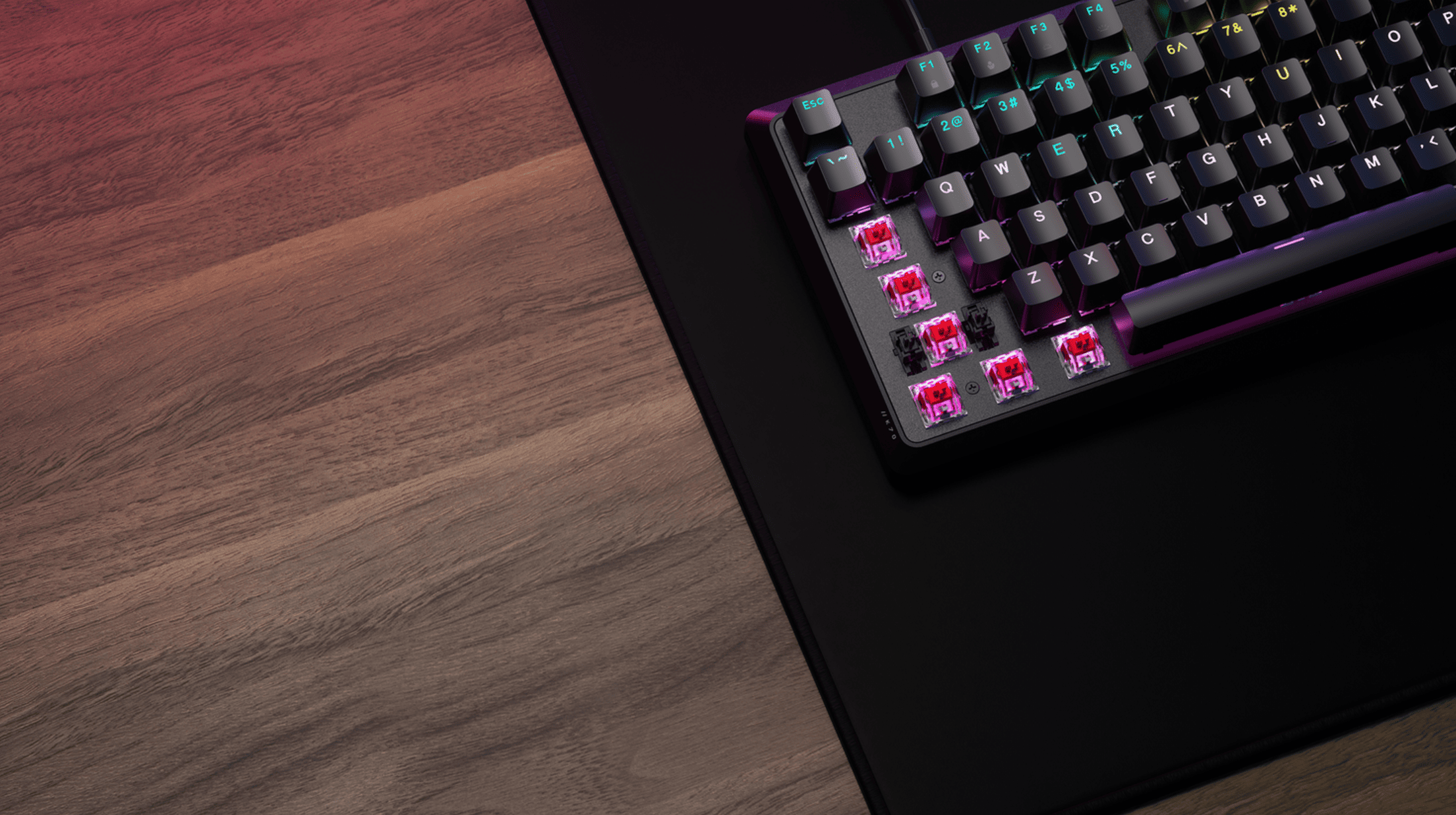 CORSAIR-K70-CORE