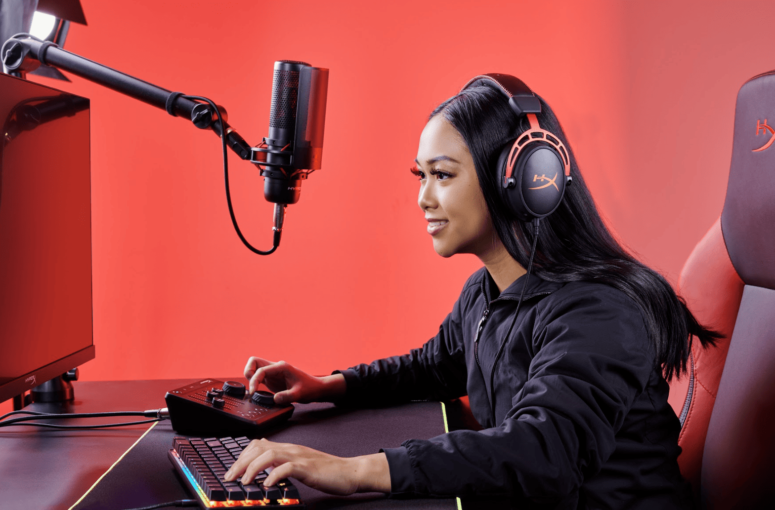 HyperX Unveils Advanced Streaming Gear Including Industry’s First Tool-Free Mic and Camera Arm